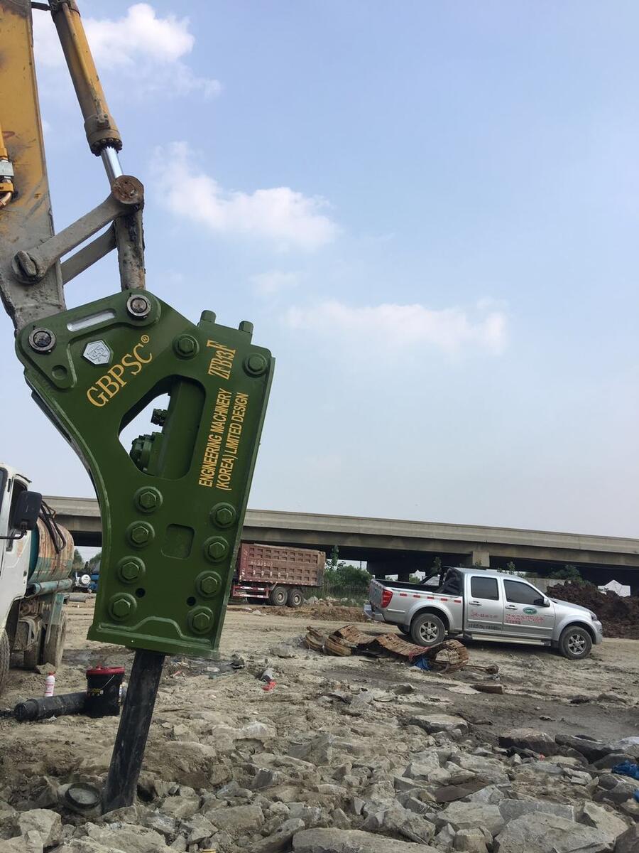 可接外貿(mào)出口訂單140工兵機械破碎錘YSW-20鋼廠高溫可定制