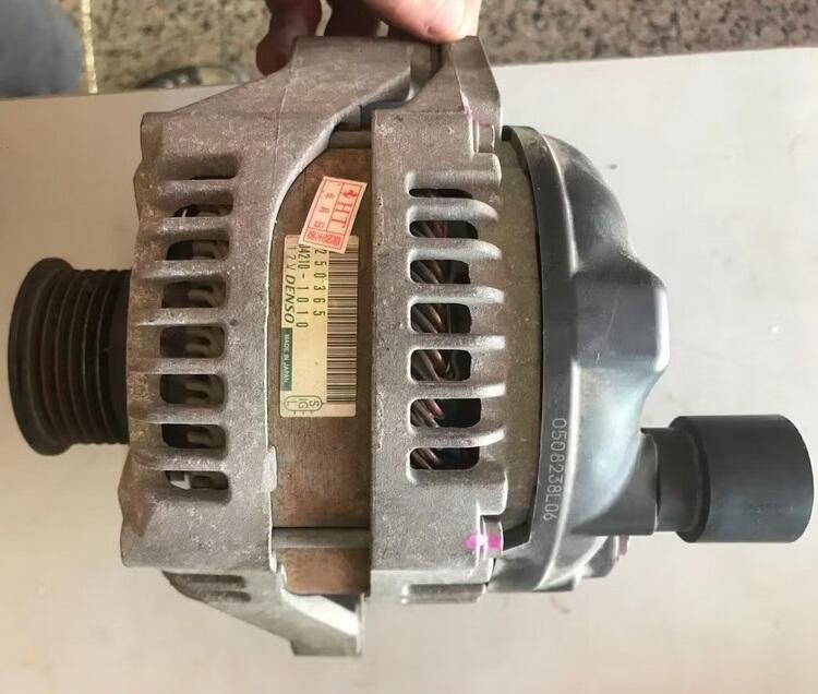 法拉利加州發(fā)電機(jī) 三元催化 噴油嘴 節(jié)溫器