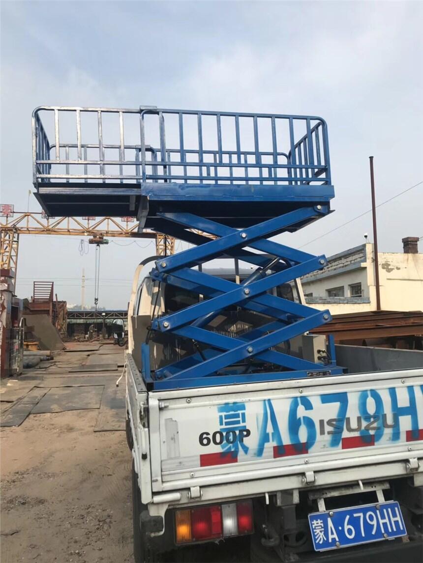 山東車載式升降機(jī)什么價(jià)格？