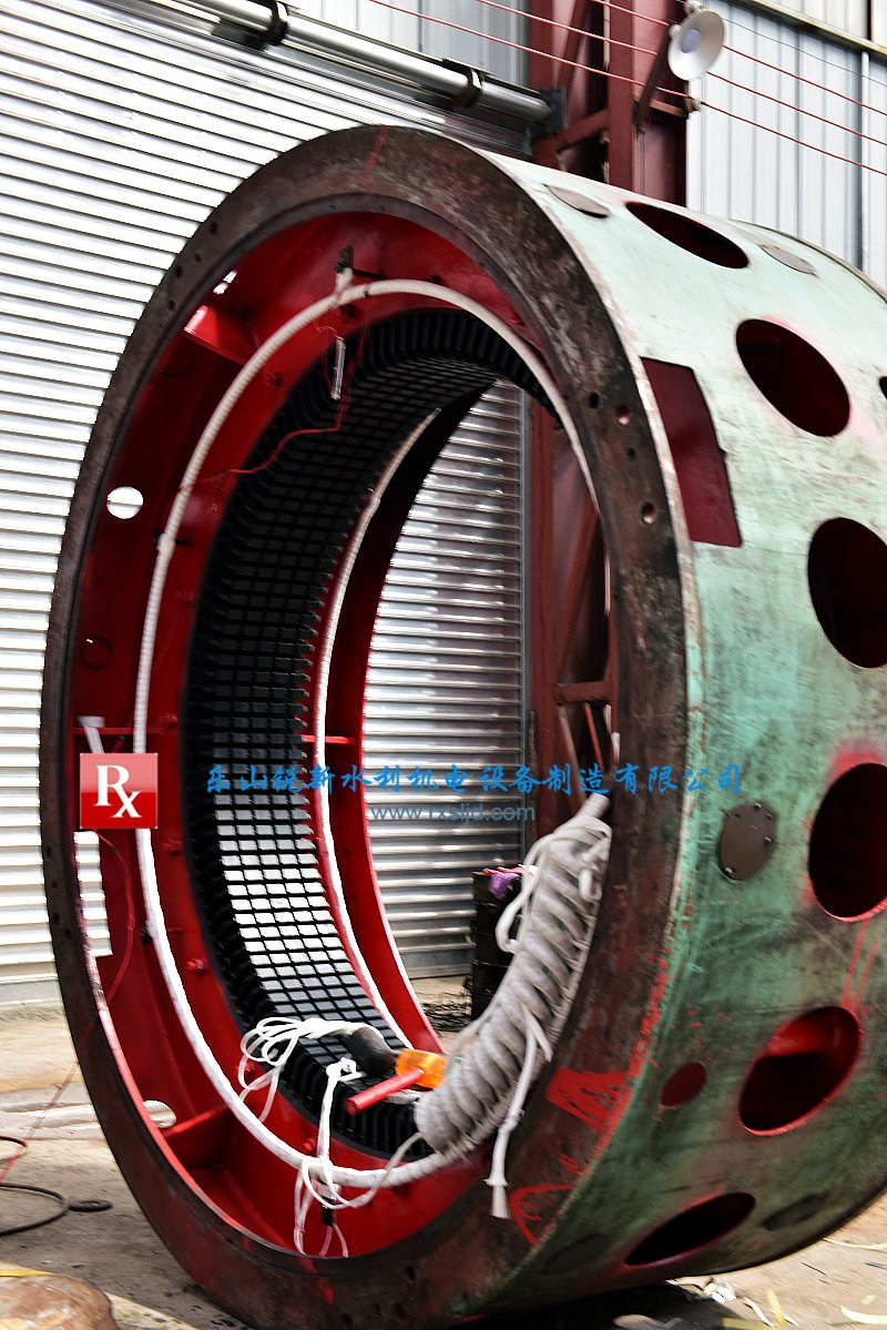 四川樂山銳新電機提供內(nèi)蒙古水輪機維修 臥式，立式水輪發(fā)電機組的維修