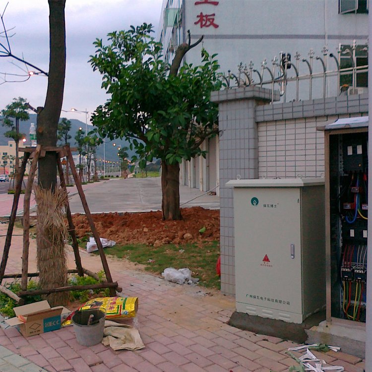 智能照明穩(wěn)壓節(jié)電柜、路燈控制裝置節(jié)能穩(wěn)壓調(diào)控器